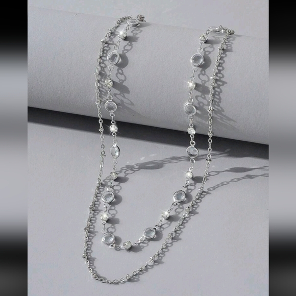 Elegant Silver Necklace with White Glass Accents - Picture 1 of 3